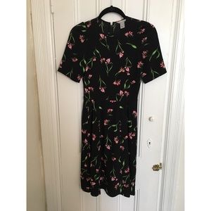 Fit-and-flare tulip printed dress
